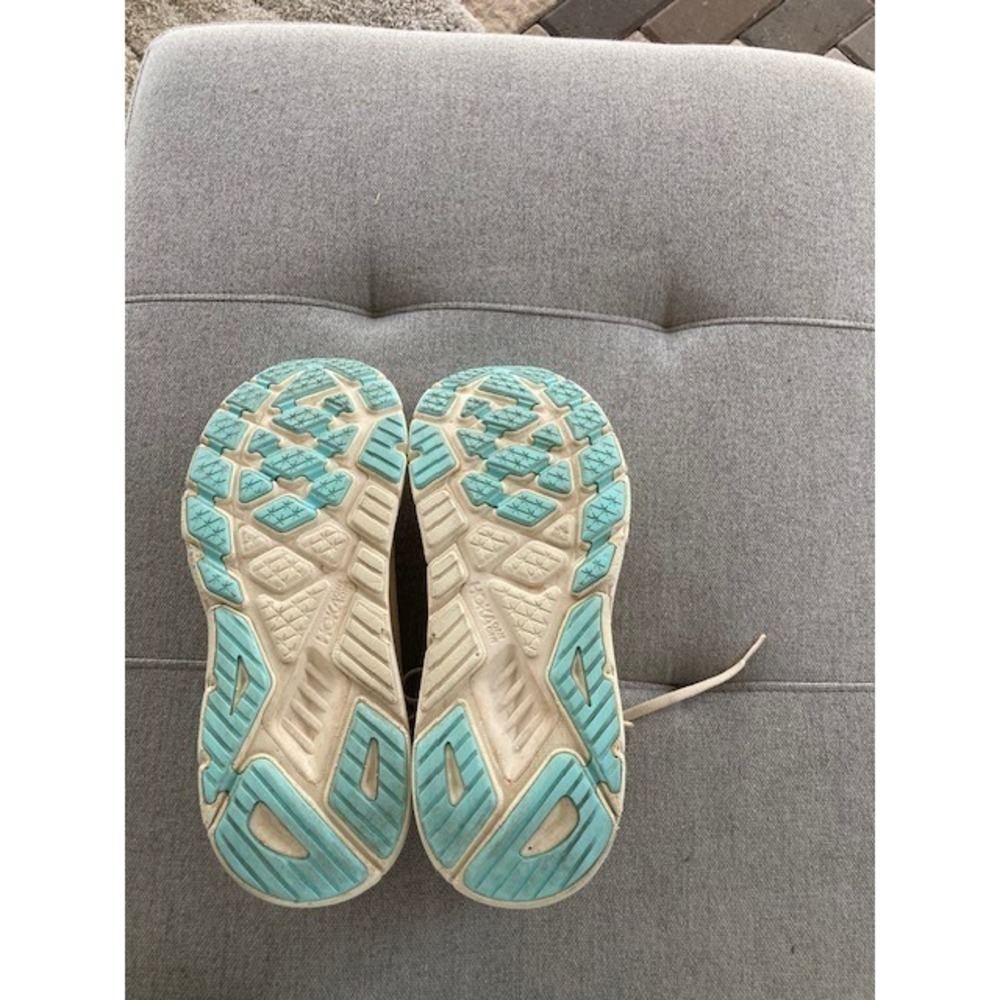 Hoka Womens Arahi 7 Off White Running Shoe 11 Cream Color - Picture 6 of 7